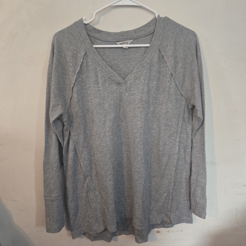 Wildfox Light Gray Long Sleeve V-Neck Top
